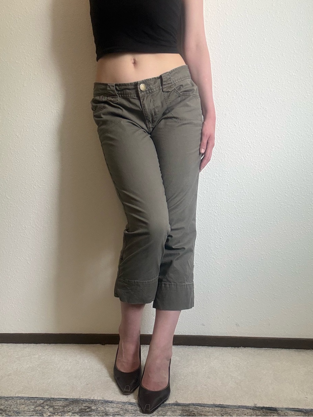 Y2K Calvin Klein Low Rise Slim Fit Capris Minimalist Chic Utility